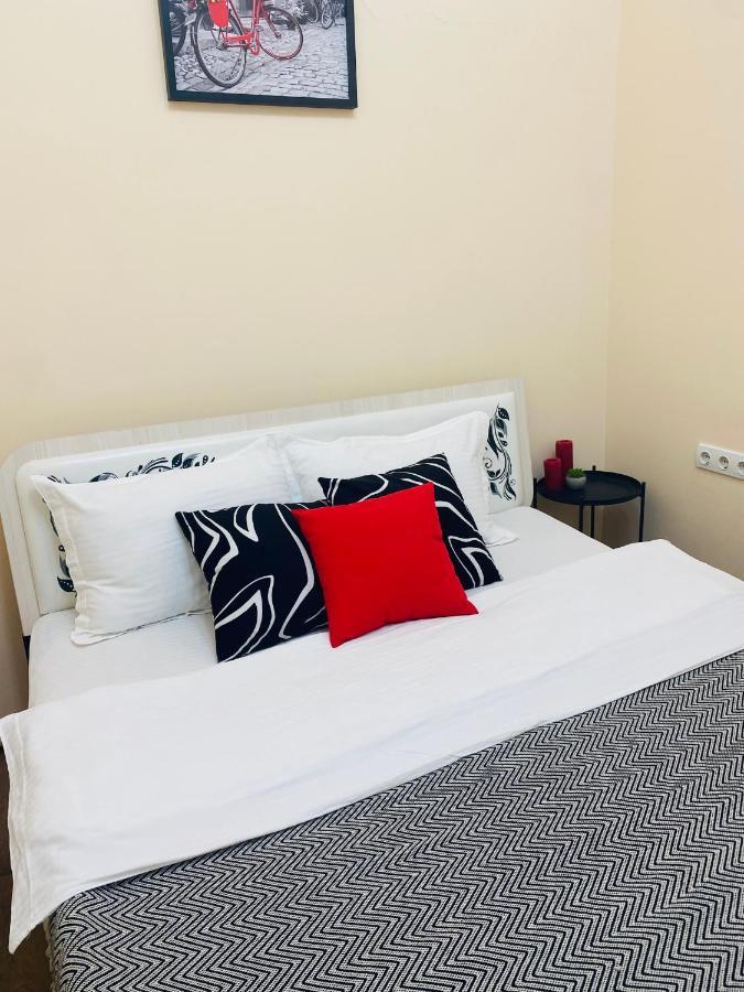 Like Home Rooms Алматы Экстерьер фото